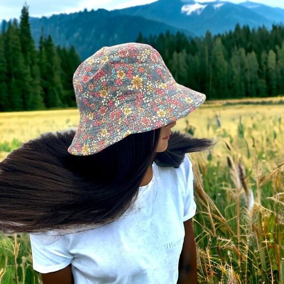 Hand Crafted Accessories - Boutique Lavender Purple Multi Dainty Floral Print Reversible Bucket Hat OSFM